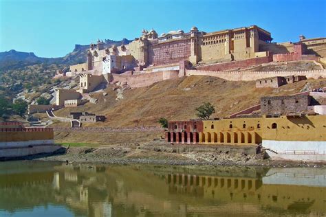 amer fort  jaipur rajasthan history  india