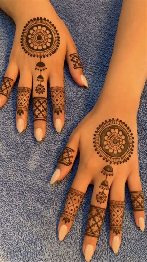 extensive  collection  easy  simple mehndi designs
