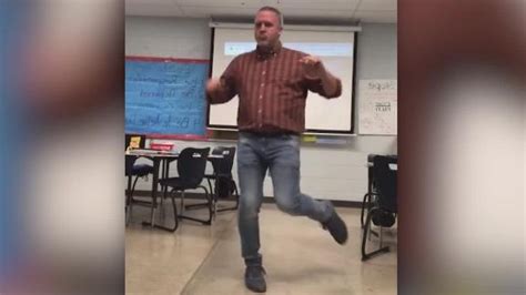 teacher busts a move in viral tiktok dance videos wnky news 40 television