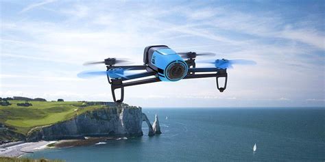 neue drohne parrot bebop  fliegt doppelt  lange pc welt