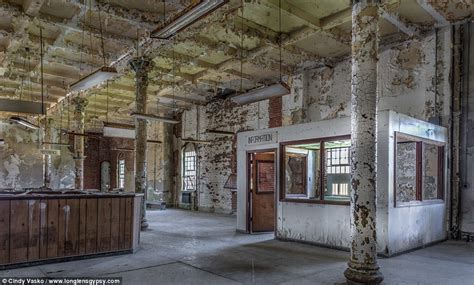 inside prison used to film shawshank redemption where 200 inmates died daily mail online