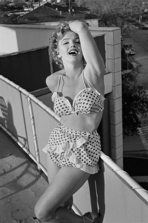 Retro Swimsuit Style Inspiration From 8 Old Hollywood