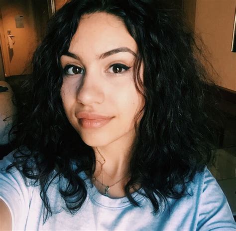 alessia cara shares debut ep four pink walls on youtube