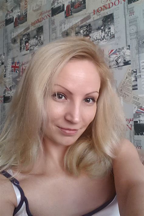 Meet Beautiful Russian Woman Anna 42
