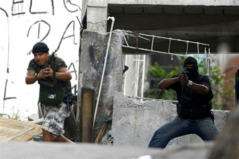 Brazil Military Says It Corners Rio Drug Gangs In Slum The New York Times