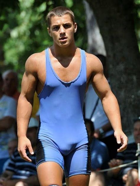 Amateur And Straight Guys Bulge In Tight Suit Sporter Guy Bodybuilder