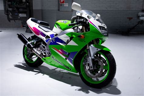 kawasaki zxr zxr  cm  vantaa moottoripyoerae nettimoto