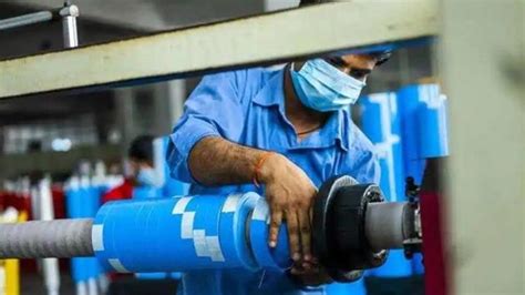 indian services sector activity broadly stabilised  sept  job losses widen pmi latest