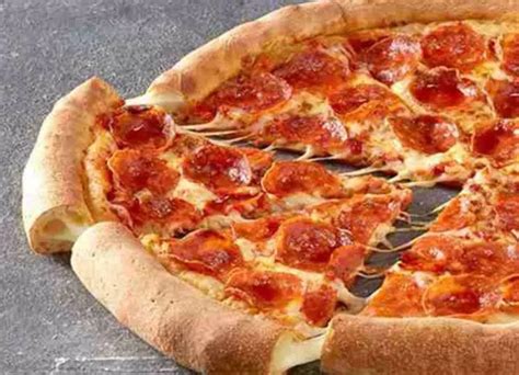 Papa John S Spotted Selling New Epic Stuffed Crust Pizza The Fast