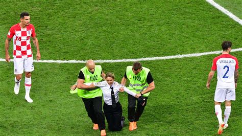 world cup final pitch invaders pussy riot jail sentence vladimir