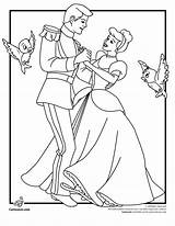 Coloring Cinderella Pages Prince Disney Kids Printable Color Princess Wedding Charming Cartoon Bride Groom Drawings Disegni Colouring Malvorlagen Clipart Sheets sketch template