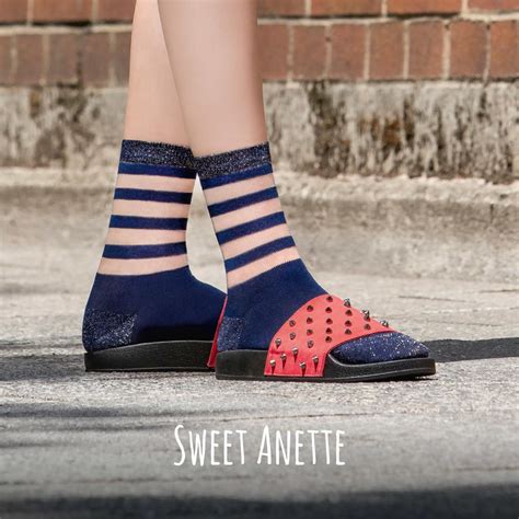 Sweet Anette Blue Socken Söckchen Damen Too Hot To Hide 2h2h