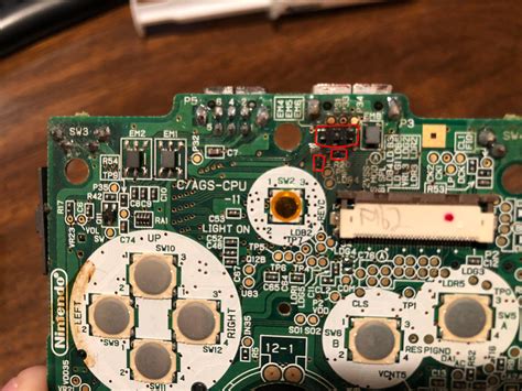 gameboy advance sp   damaged components    capacitors resistors