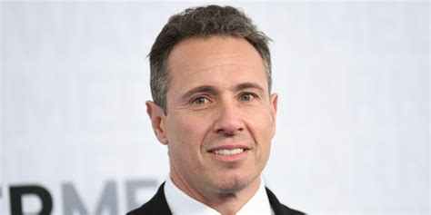 cnn s chris cuomo says he s lost 13 pounds in 3 days while battling