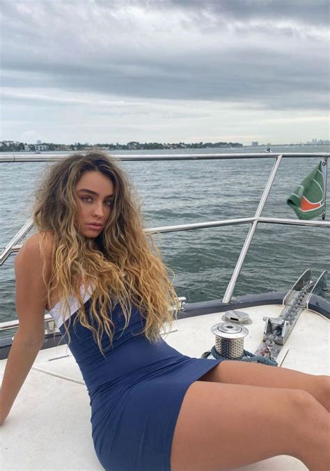sommer ray exposes massive thigh gap in skintight mini dress