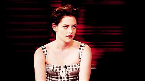 Kristen Stewart Twilight  Find And Share On Giphy