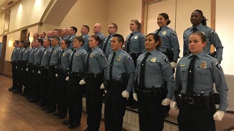 Minneapolis Welcomes 25 New Cops Mpr News