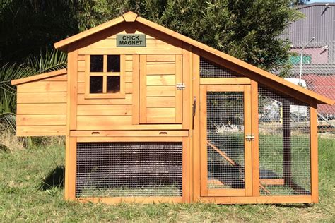 deluxe chicken coop