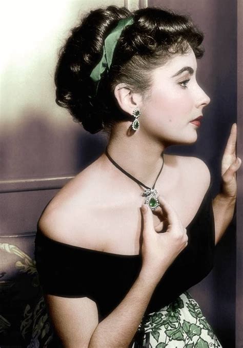 Elizabeth Taylor Beautiful Color Photo Of Her Liz