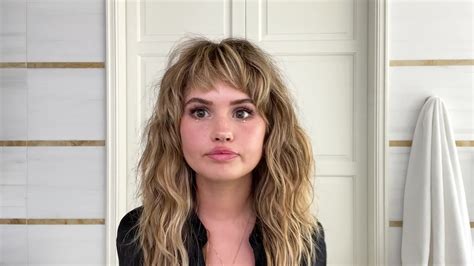 Watch Watch Debby Ryan’s Guide To Depuffing Skin Care And Day To Night
