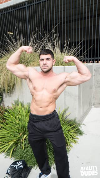 reality dudes network damien s bodybuilder beautiful updates