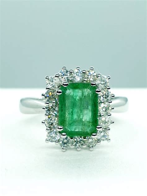 kt weissgold ring  ct smaragd diamanten catawiki
