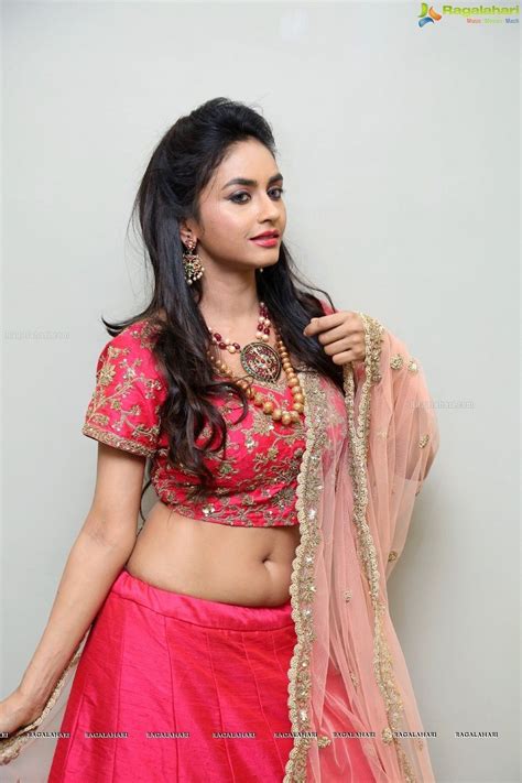 pin by 9937747449 on navel in 2019 saree models fashion indian girls