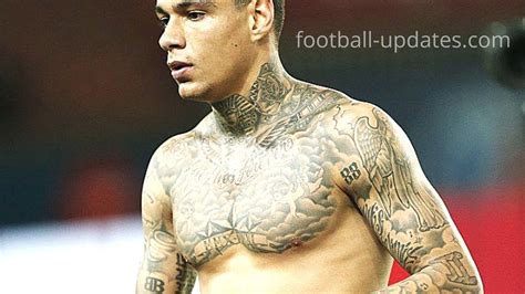 tattooed footballers   world football updates