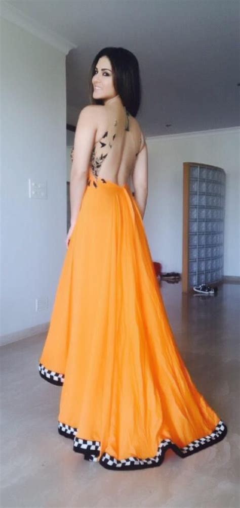 indian girls saree back side photo beautiful blouse back gallery