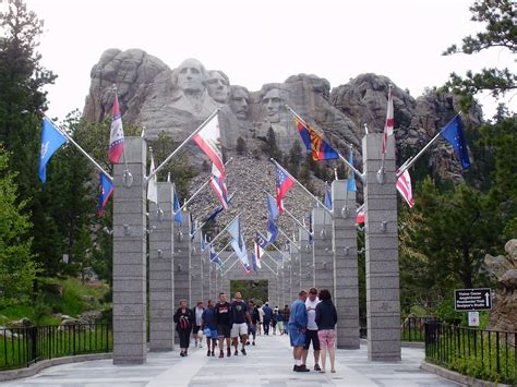 Life At 55 Mph Mount Rushmore National Memorial In Keystone South