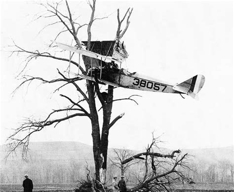 curtiss jenny crash wwii  aviation art vintage airplanes