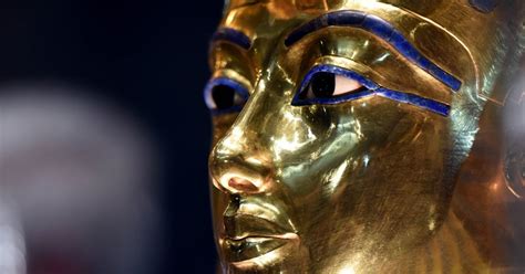 repaired king tut mask back on display in egypt the new york times