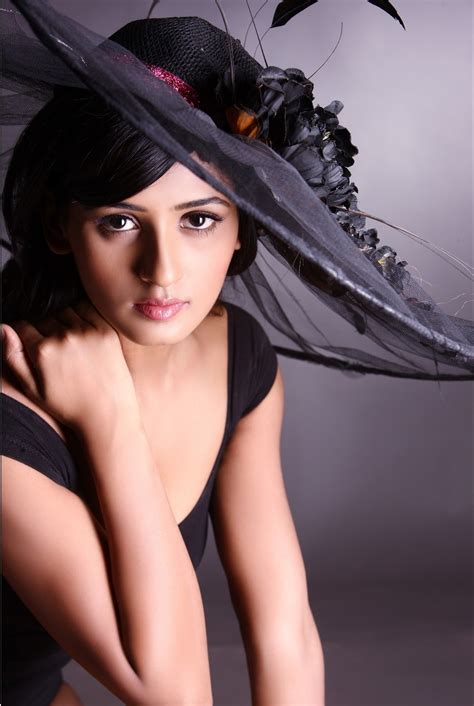 Shakti Mohan Hot And Spicy Photoshoot Hd Group Sex