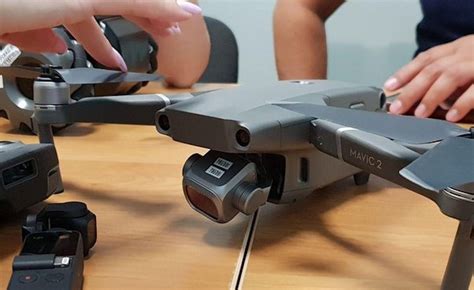 bientot  drone dji mavic pro  avec une camera modulaire