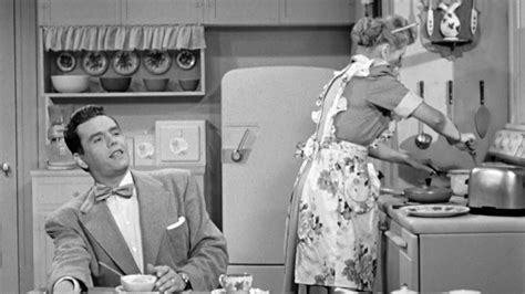 Watch I Love Lucy Season 1 Episode 7 The Séance Full Show On