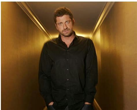 pin by adrienne barno on gerard butler in 2020 gerard butler long
