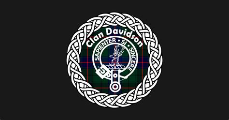 clan davidson surname   tartan crest badge davidson kids  shirt teepublic
