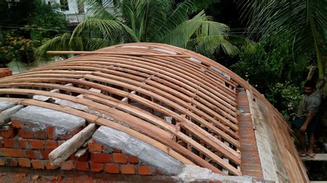 curved roof