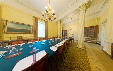 downing street cabinet room scene therapy