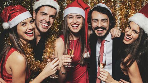 ‘i had sex with my boss at our christmas party au