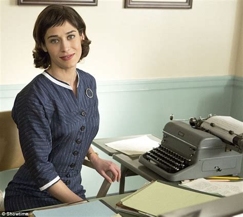 lizzy caplan reveals she used to lose work for not being wb pretty daily mail online