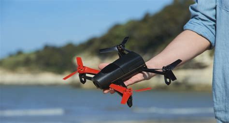 parrots bebop drone features virtual reality oculus skycontroller gearburn