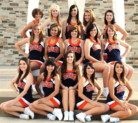 images  cheerleading  pinterest football youth  cheer