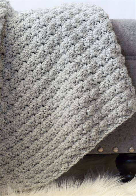 simple crocheted blanket   pattern mama   stitch