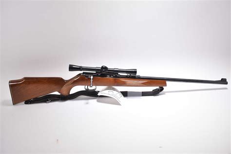 cil anschutz model   lr cal mag fed bolt action rifle    bbl blued finish barrel