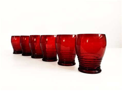 Vintage Set 6 Ruby Red Drinking Glasses Ribbed Glass Beehive Rings