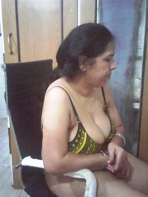 meena bhabhi sexy open big boobs photo gallery porn pics