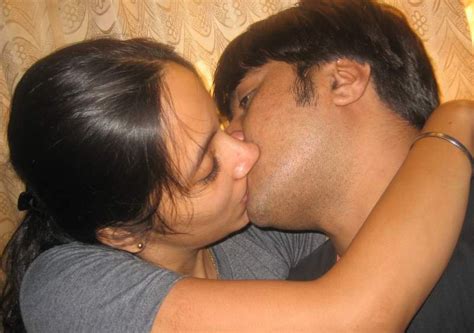 desi kissing couple photo album by joy0069 xvideos