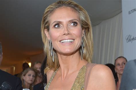 Heidi Klum S Cleavage At Oscars Viewing Party Is Jaw