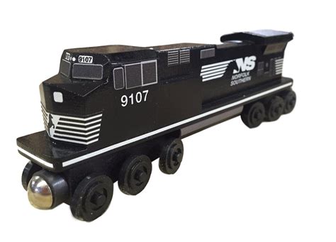 norfolk southern   diesel engine wooden toy train toy train